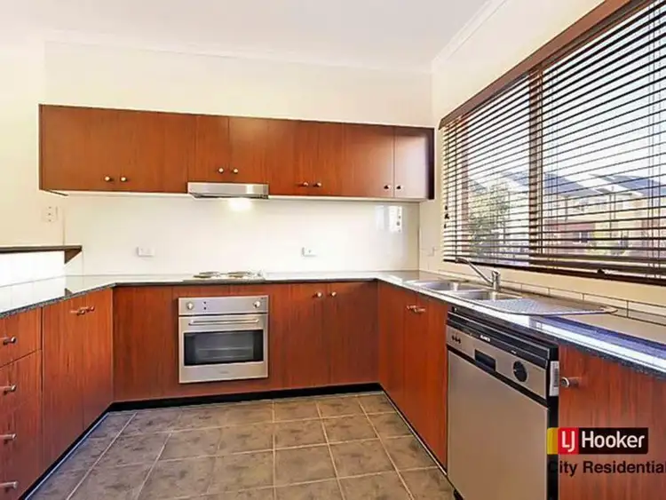 Fourth view of Homely townhouse listing, 9 Cavalry Circuit, Maribyrnong VIC 3032
