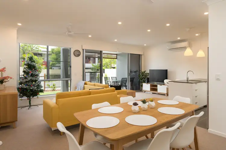 11/3031 The Boulevard, Carrara QLD 4211
