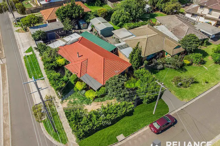 Sixth view of Homely house listing, 1 Jacaranda Court, Werribee VIC 3030