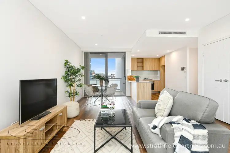 107/15B Mary Street