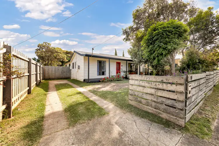 14 Elizabeth Street, Port Fairy VIC 3284