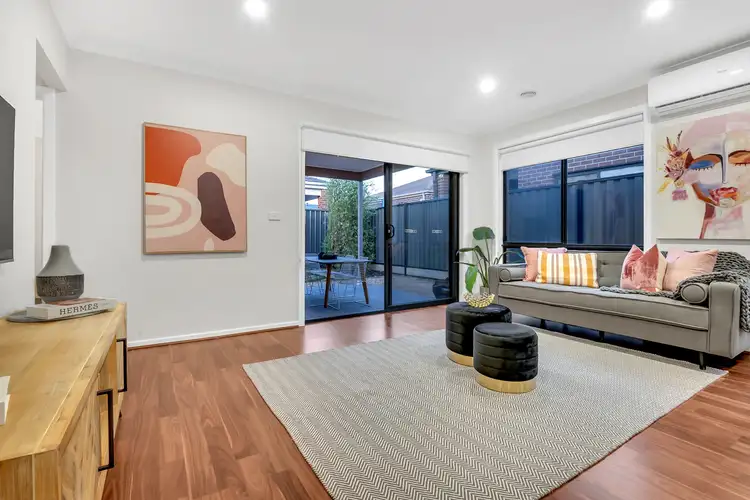 Sixth view of Homely house listing, 3 Scenery Drive, Craigieburn VIC 3064