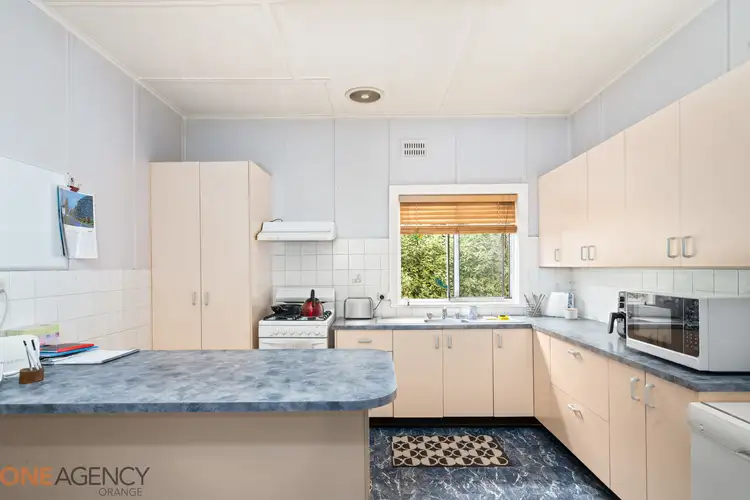 Second view of Homely house listing, 6 Crowson Street, Millthorpe NSW 2798