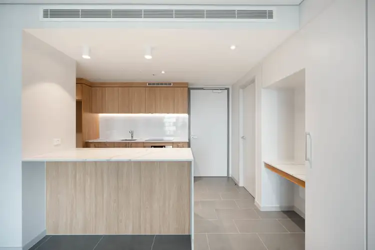 1008/163 Abbott Street