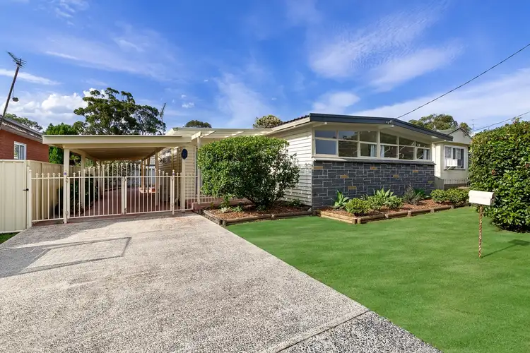 Main view of Homely house listing, 25 Kinarra Avenue, Wyoming NSW 2250