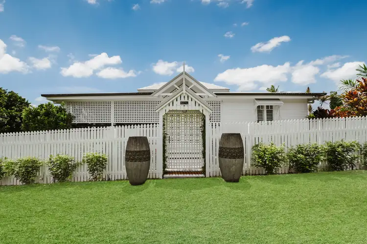 21 Duignan Street, Whitfield QLD 4870
