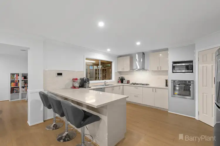 Second view of Homely house listing, 9 Arrino Crescent, Hallam VIC 3803