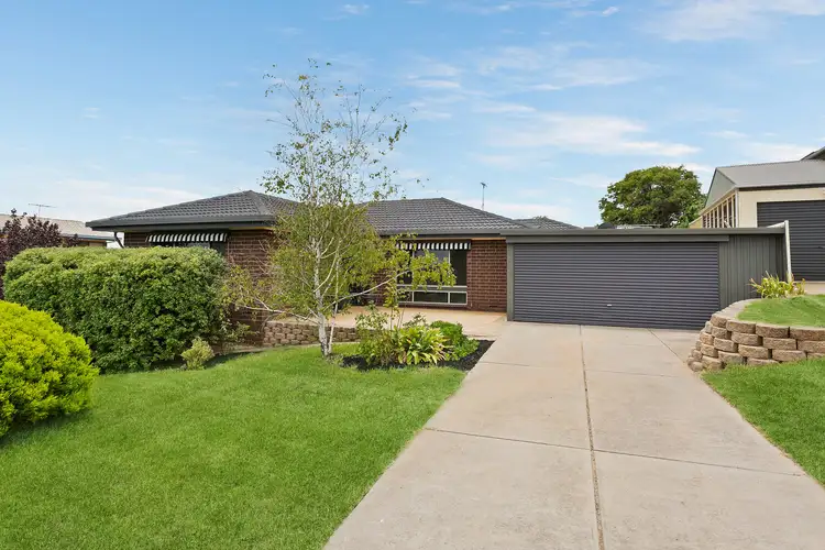 18 Thistle Street, Hallett Cove SA 5158