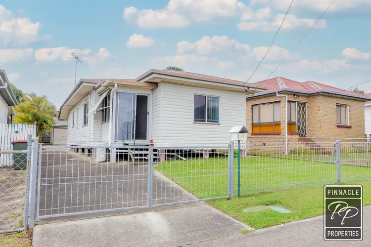17 Keenan Street, Margate QLD 4019