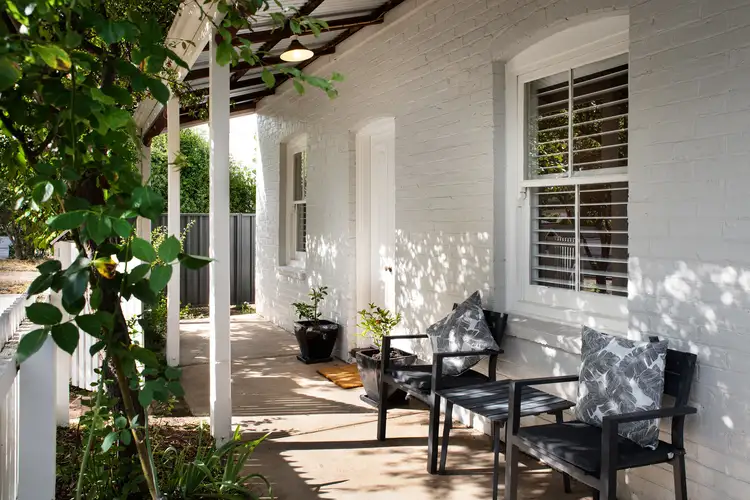 1/21 Van Heurck Street, Castlemaine VIC 3450