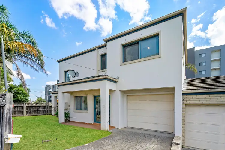 2B Broxbourne Street, Westmead NSW 2145