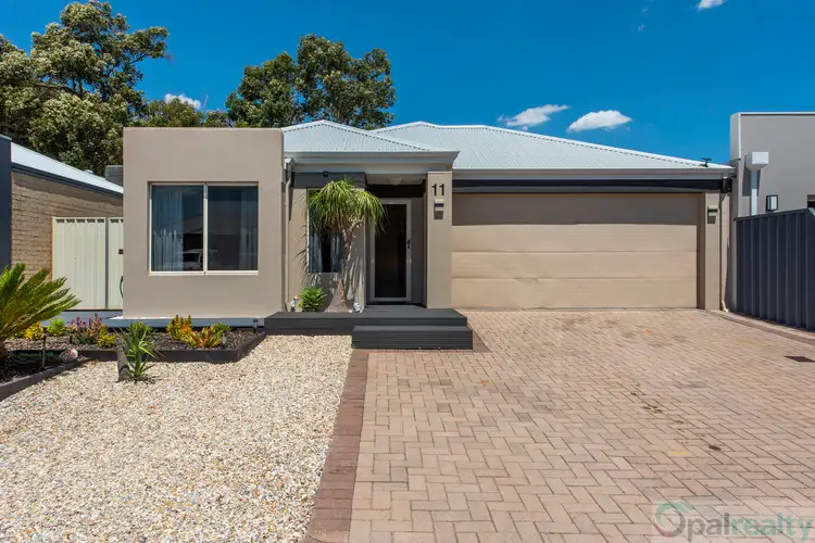 Second view of Homely house listing, 11 Flame Tree Loop, Baldivis WA 6171