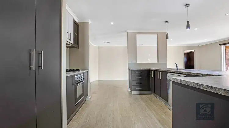Fifth view of Homely house listing, 10 Westin Place, Echuca VIC 3564