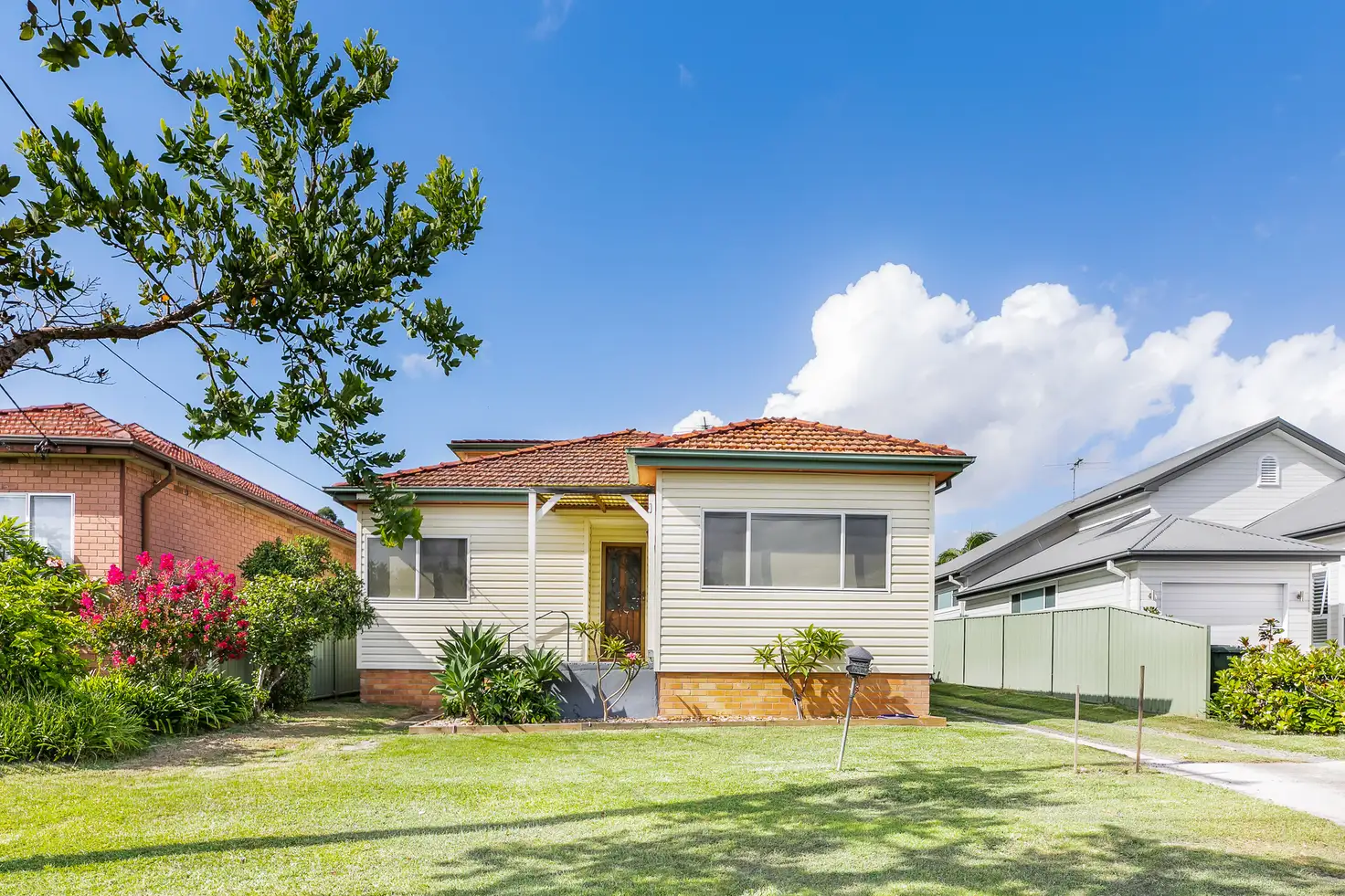 Main view of Homely house listing, 52 Raleigh Avenue, Caringbah NSW 2229