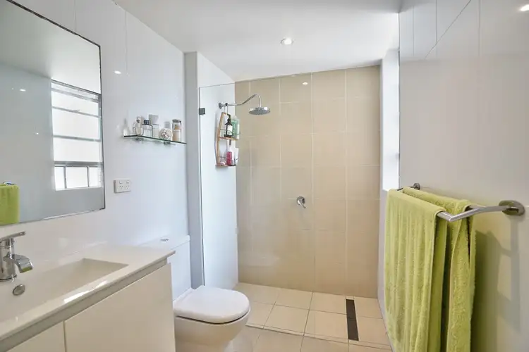 Sixth view of Homely unit listing, 33/52 The Crescent, Dee Why NSW 2099