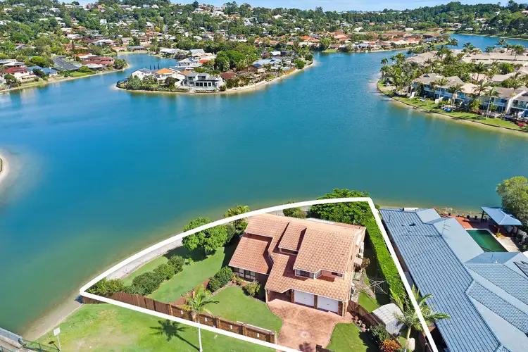 77 Guineas Creek Road, Elanora QLD 4221