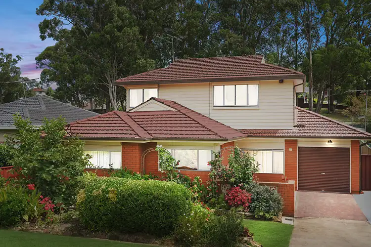 28 Caroline Crescent, Georges Hall NSW 2198