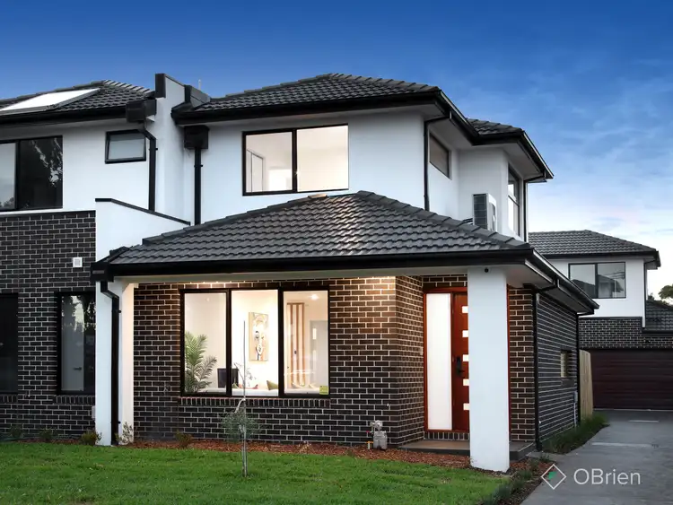2/12 Valley Street, Oakleigh South VIC 3167