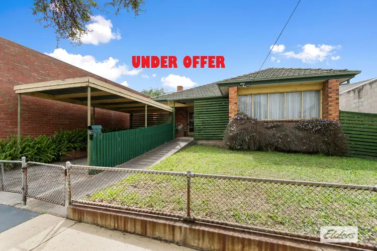 65 Temple Street, Heyfield VIC 3858