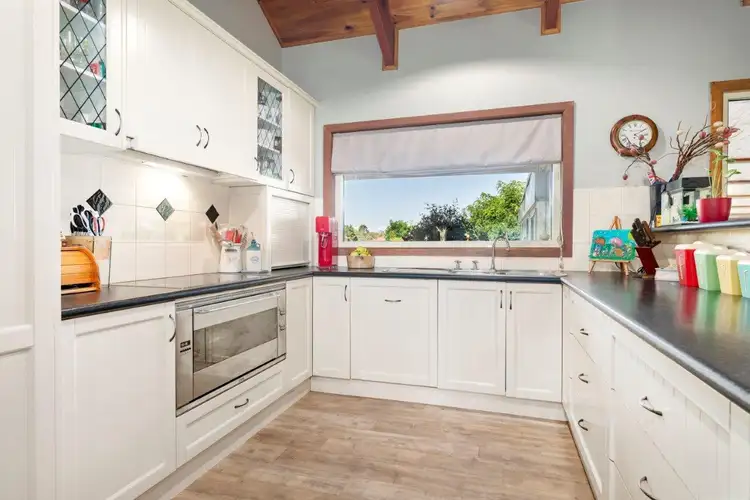 Sixth view of Homely rural property listing, 25 Lakeview Drive, Table Top NSW 2640