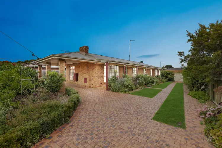 76 Burlington Crescent, Leopold VIC 3224