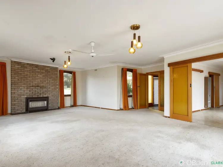 Seventh view of Homely house listing, 1 Dundee Street, Warragul VIC 3820