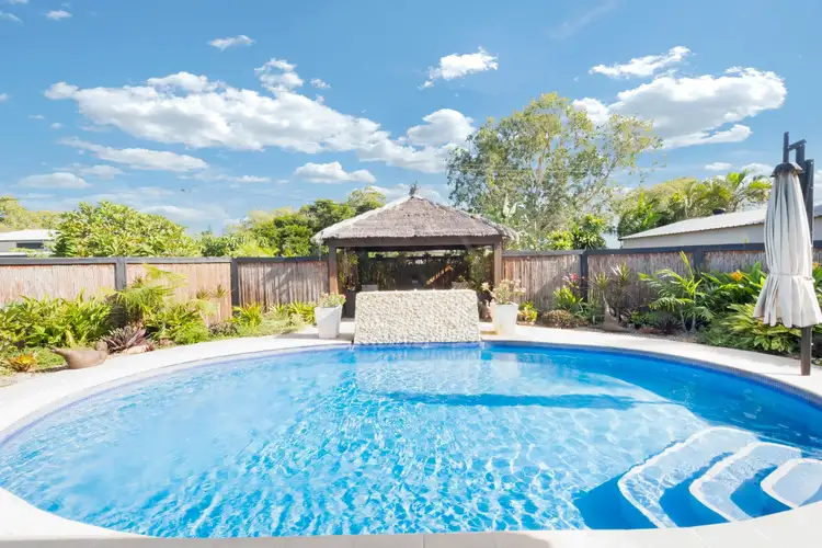 13-15 Slade Esplanade, Slade Point QLD 4740