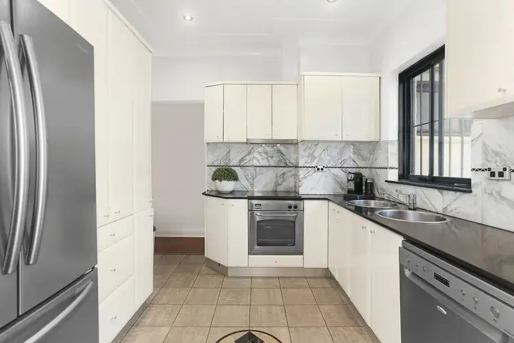 3 Heffron Road