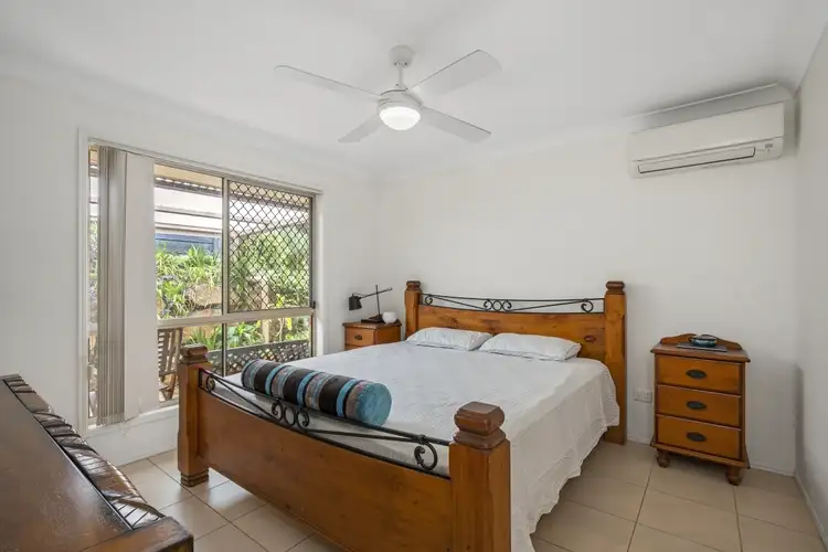 Sixth view of Homely semi-detached listing, 2/12 Marybeth Crescent, Molendinar QLD 4214