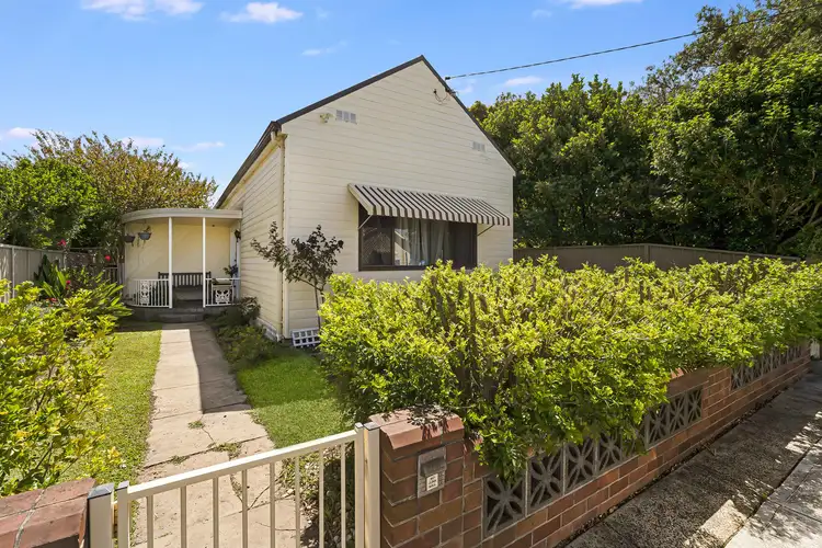 64 Kerr Street, Mayfield NSW 2304