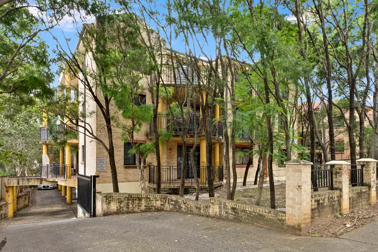 13/115 Stapleton Street, Pendle Hill NSW 2145