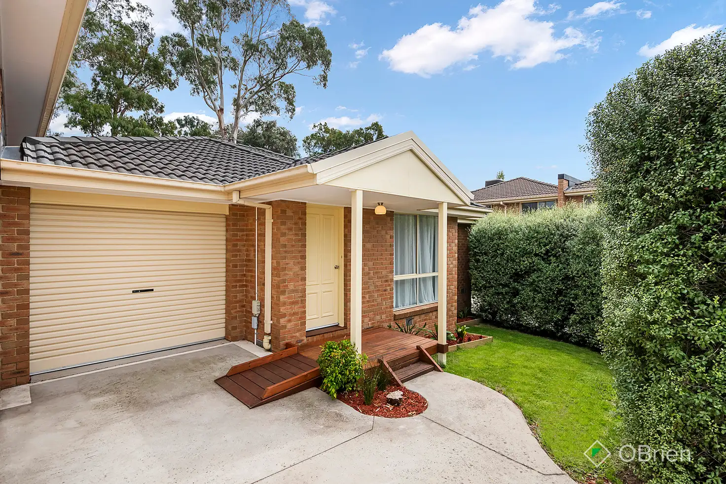 Main view of Homely unit listing, 2/3-17 Sassafras Drive, Frankston VIC 3199