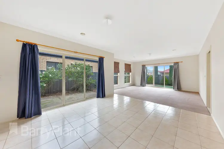 Fifth view of Homely house listing, 3 Strutt Place, Caroline Springs VIC 3023