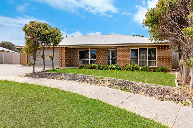 8 Sanford Court, Portland VIC 3305