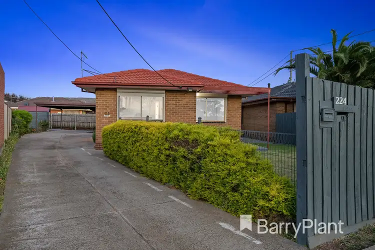 Main view of Homely unit listing, 1/224 Biggs Street, St Albans VIC 3021