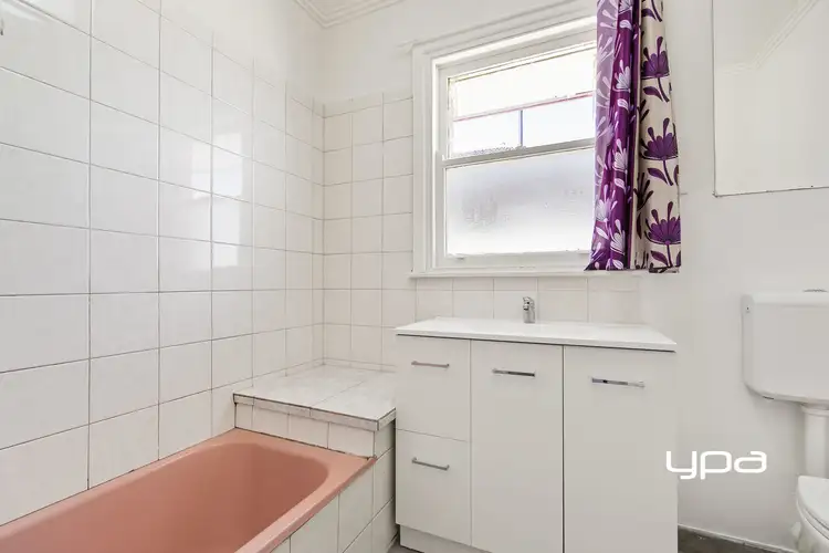 Seventh view of Homely house listing, 15 Avalon Avenue, Broadmeadows VIC 3047