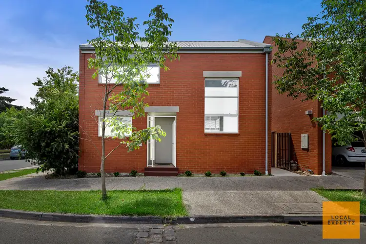 Main view of Homely house listing, 10 Edinburgh Lane, Caroline Springs VIC 3023