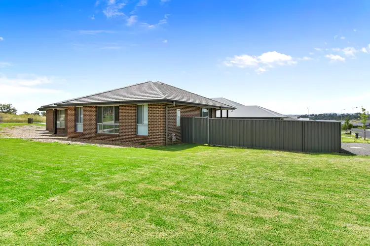 Second view of Homely house listing, 2 Colombard Drive, Tamworth NSW 2340