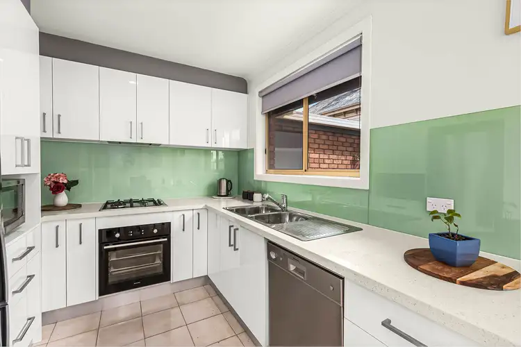 Third view of Homely villa listing, 2/8 Primrose Street, Moonee Ponds VIC 3039