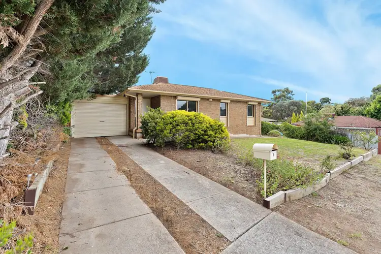 Second view of Homely house listing, 4 Oban Court, Huntfield Heights SA 5163