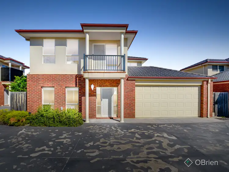 2/1A Thorogood Court, Taylors Lakes VIC 3038