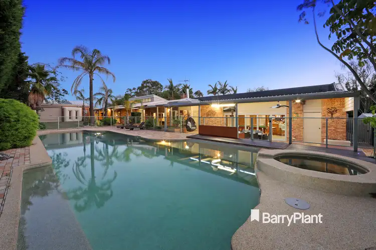 45 Candlebark Quadrant, Rowville VIC 3178