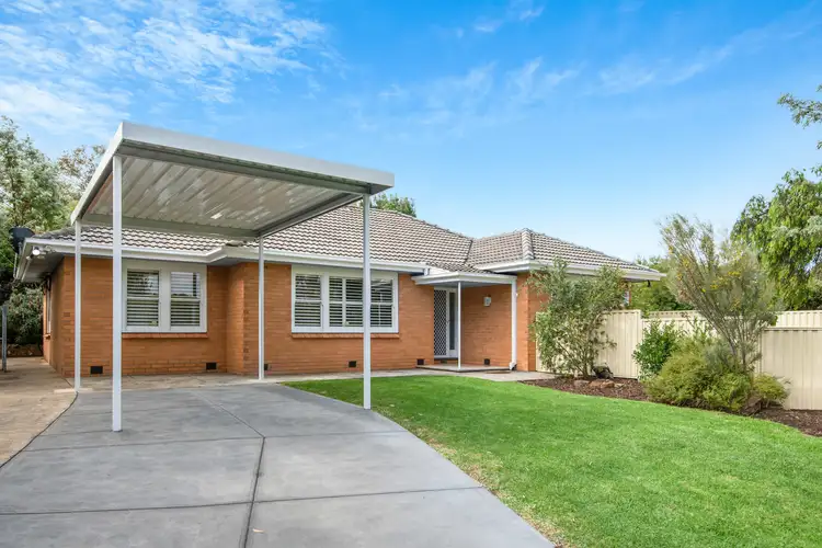 Second view of Homely house listing, 6 Capeview Crescent, Hackham SA 5163