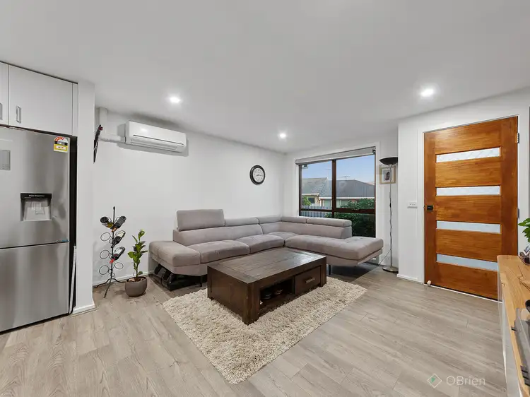 3/4 Rhoden Court, Dandenong North VIC 3175