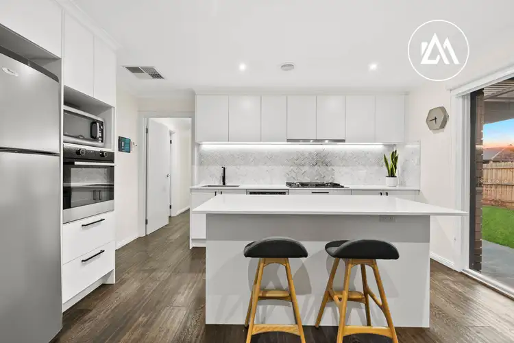 Second view of Homely house listing, 8 Huntly Court, Langwarrin VIC 3910