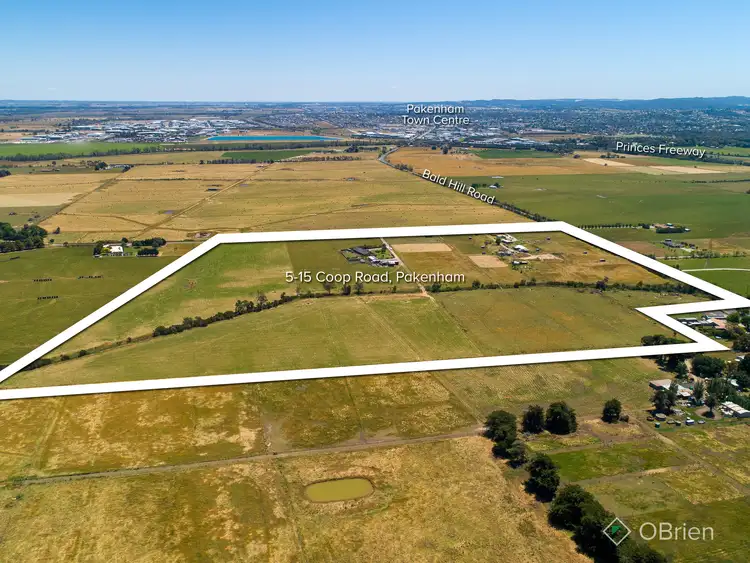 5 Coop Road, Pakenham VIC 3810