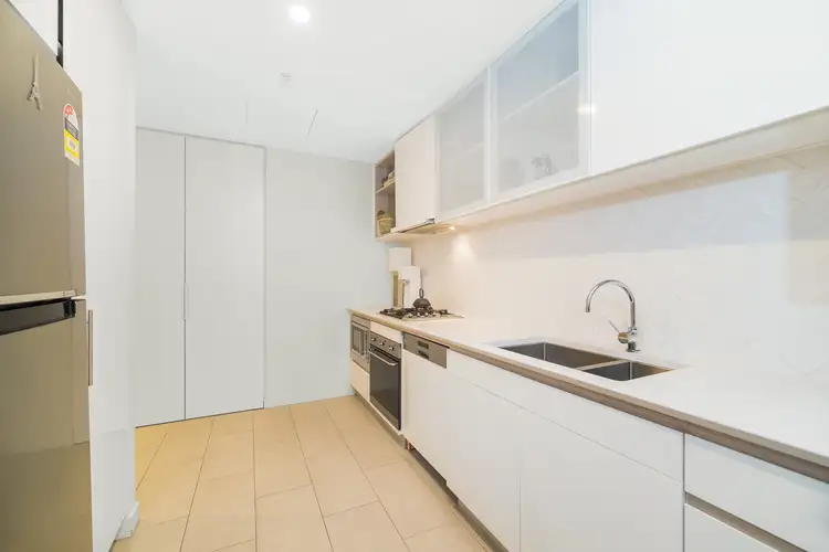 Fifth view of Homely apartment listing, 3303/5 Gadigal Avenue, Waterloo NSW 2017