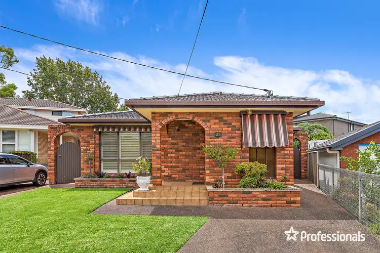 25 Maryl Avenue, Roselands NSW 2196