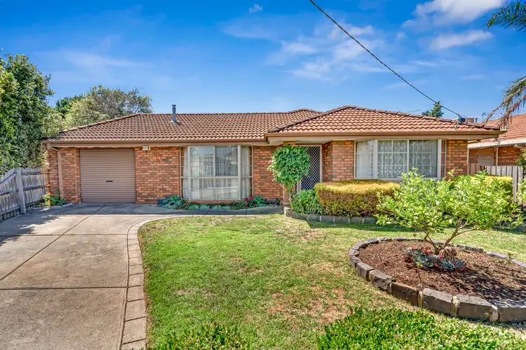 8 Ipswich Place, Craigieburn VIC 3064