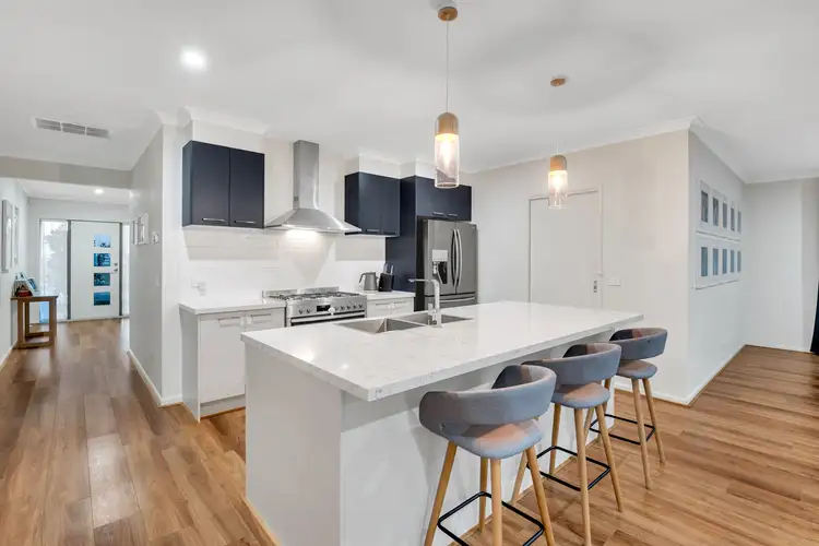 Second view of Homely house listing, 5 Greaves Crescent, Kalkallo VIC 3064